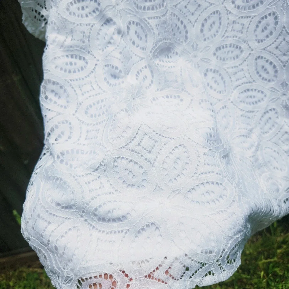 LOFT White Floral Lace Puff Sleeve Blouse Scalloped Hem Top Womens Small